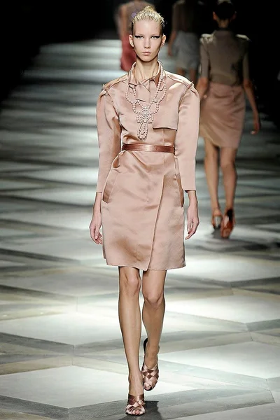 Look 20